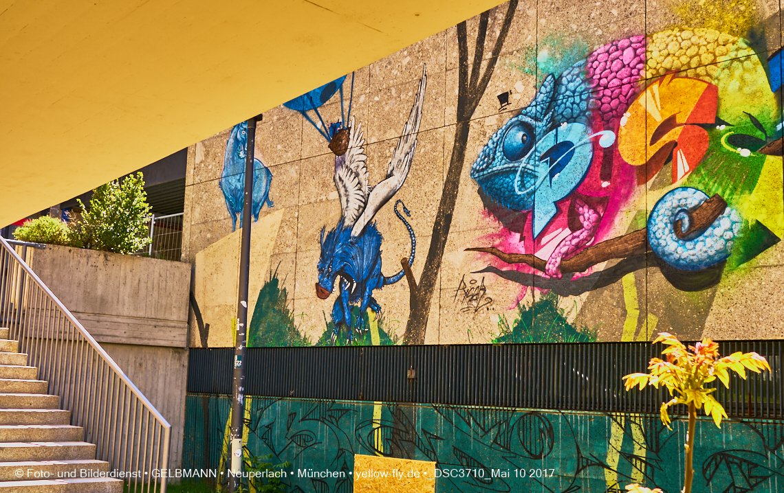 21.03.2017 - Abrissbaustelle Quiddezentrum in Neuperlach